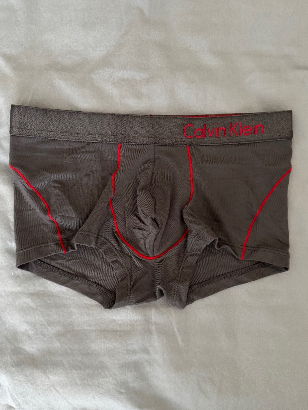 Calvin Klein Pro Stretch Reflex Low-Rise Trunks - Charcoal Grey - NWT - Small